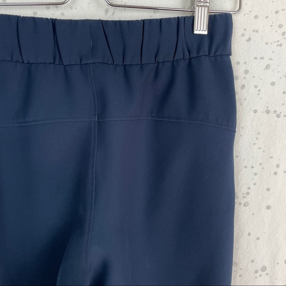 Lululemon On the Fly Crop Woven 23" True Navy 2 - Picture 6 of 12